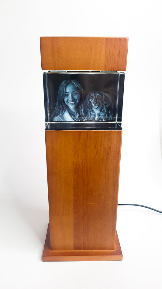 3D Glasfoto mit LED-Leuchtstele Holz