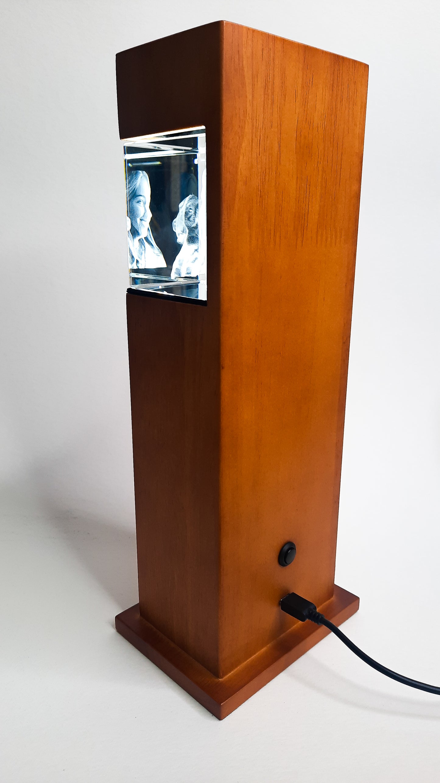 3D Glasfoto mit LED-Leuchtstele Holz