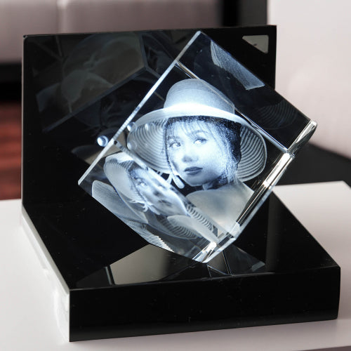 3D Glasfoto Würfel auf Ecke inkl. LED